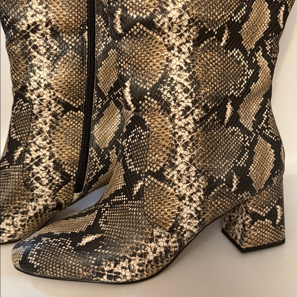 Eloquii Chic Snakeskin Print Boots Knee High Wide Calf 
Size 12W - Picture 3 of 12